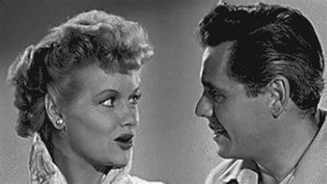  I Love Lucy, một bản nhạc hài hước về cuộc sống hôn nhân của hai người Mỹ ở Hollywood những năm 1950!